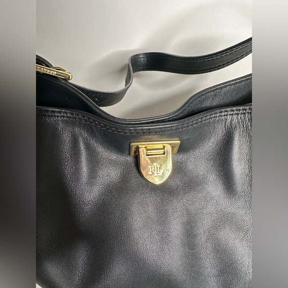 Ralph Lauren Leather Medium Harlow Bucket Bag - Picture 5 of 8